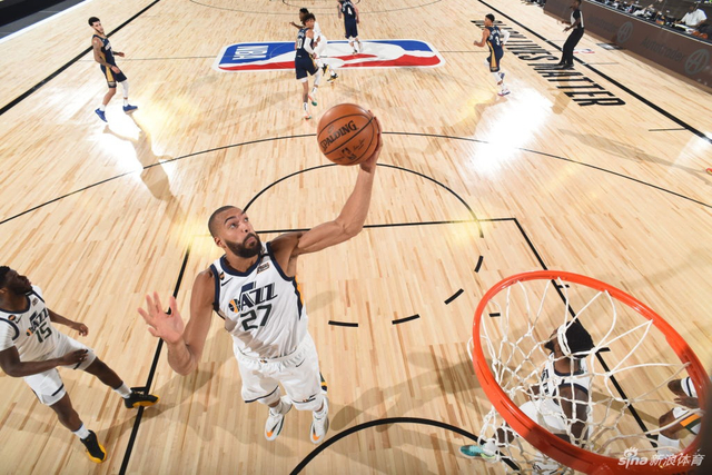 更多在国际 更多在国际